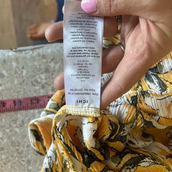 ICHI Women's yellow, white and black crêpe pull on stretch skirt - Picture 11 of 11